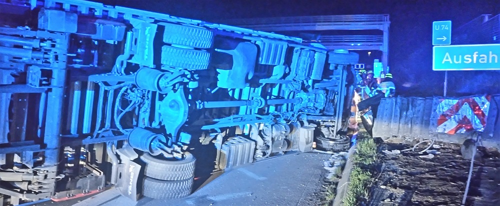 Löschzug Winzer Verkehrsunfall A93